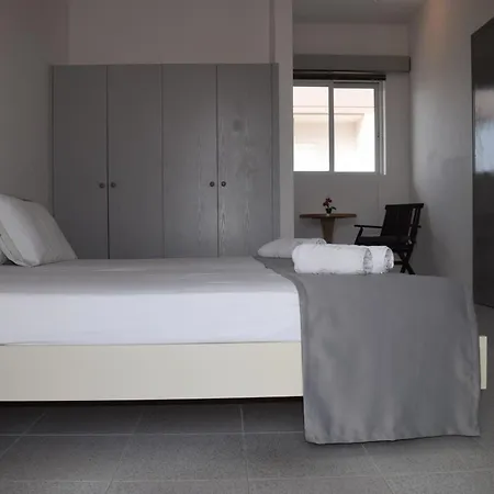 Lefteris Apartments In Ялиссос Экстерьер фото