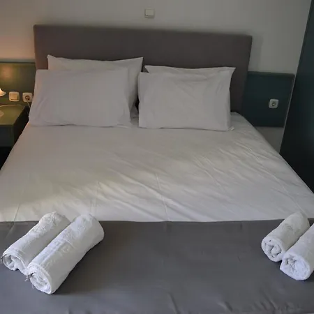 Lefteris Apartments In Ялиссос Экстерьер фото