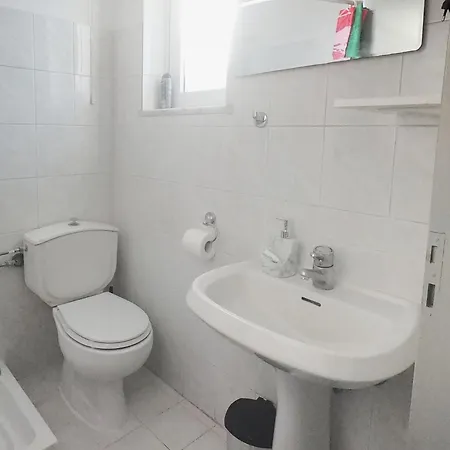 Lefteris Apartments In Ялиссос Экстерьер фото