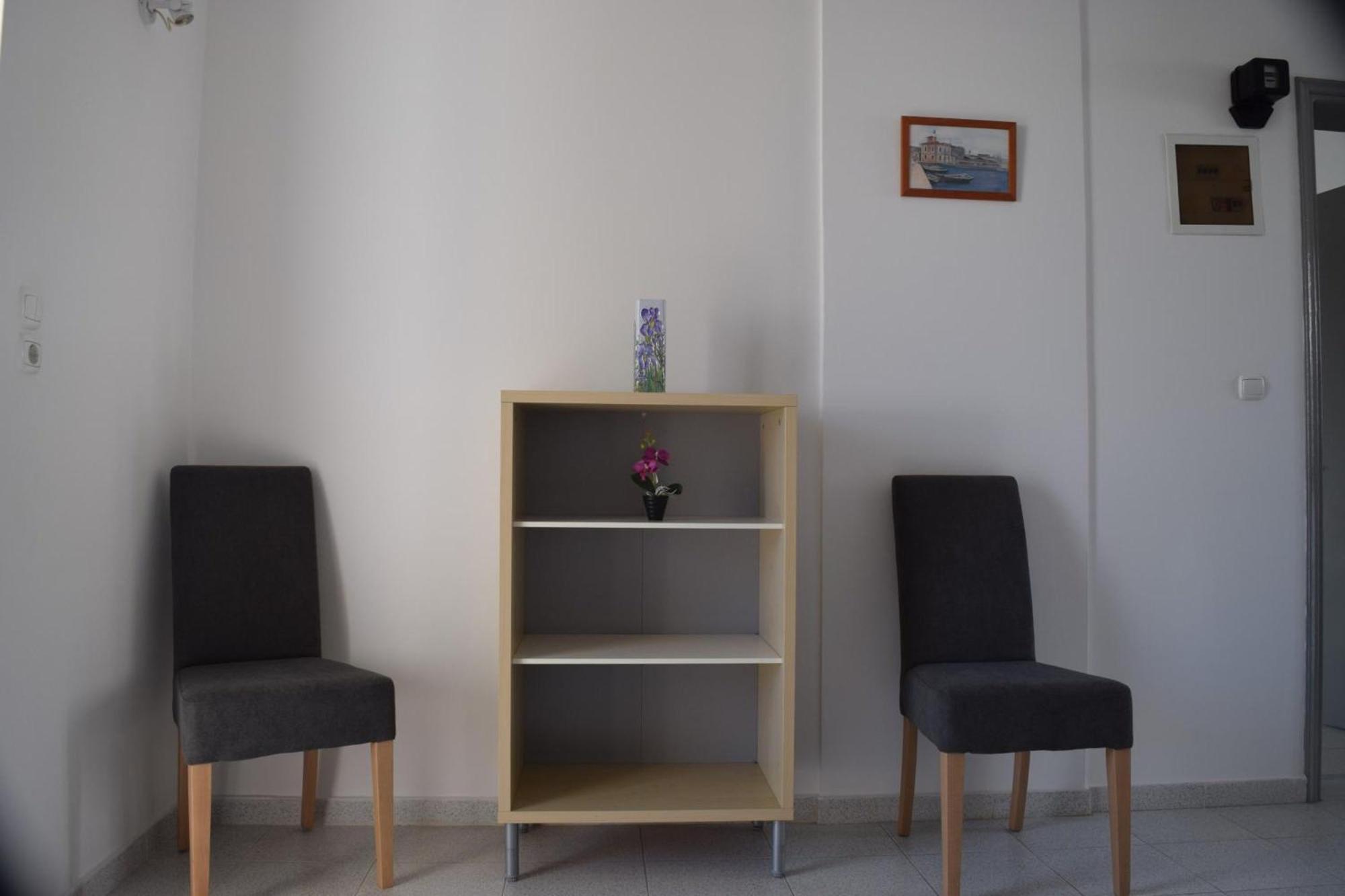 Lefteris In Rhodes Apartment *